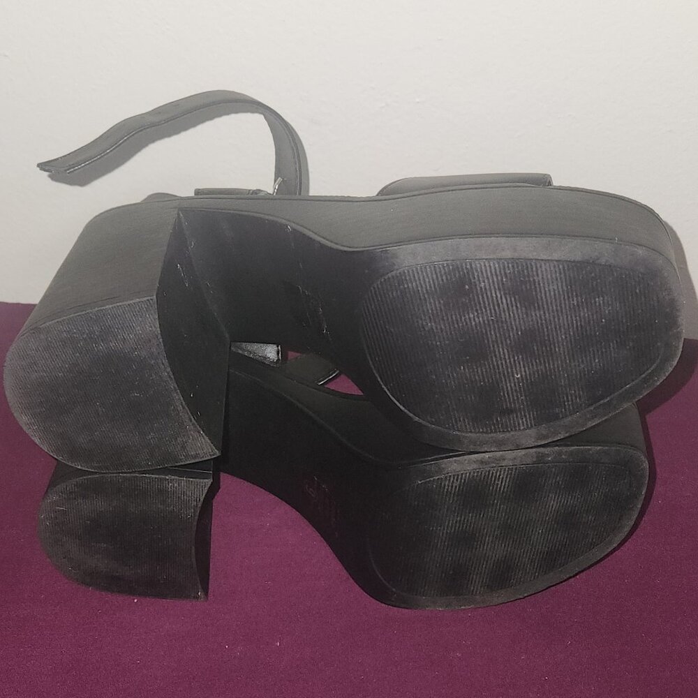 Soda Black Platform Sandals Size 9 - Picture 7 of 9